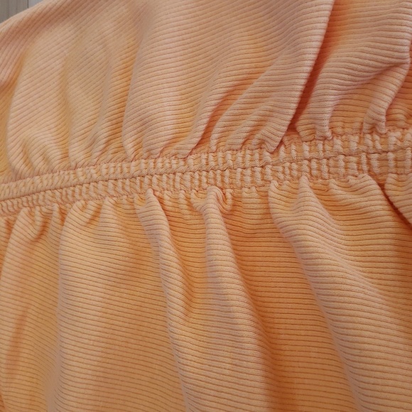 ZARA Ruched ribbed mini skirt - Picture 4 of 7